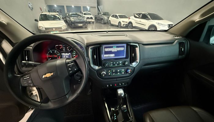 WhatsApp-Image-2025-06-05-at-10.12.20-4-1